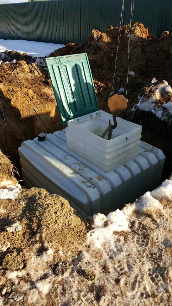 Пример монтажа пластикового погреба для дачи. Фото 4